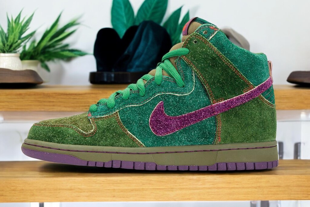 Nike Dunk SB High "Skunk"